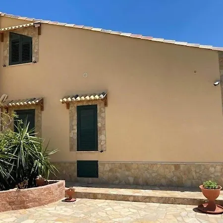 Fabulous In With Pool Holiday home Campofelice Di Roccella