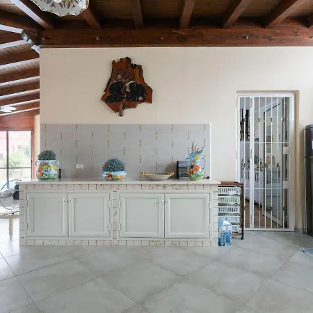 Fabulous In With Pool Holiday home Campofelice Di Roccella