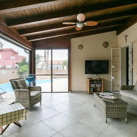 Holiday home Fabulous In With Pool
